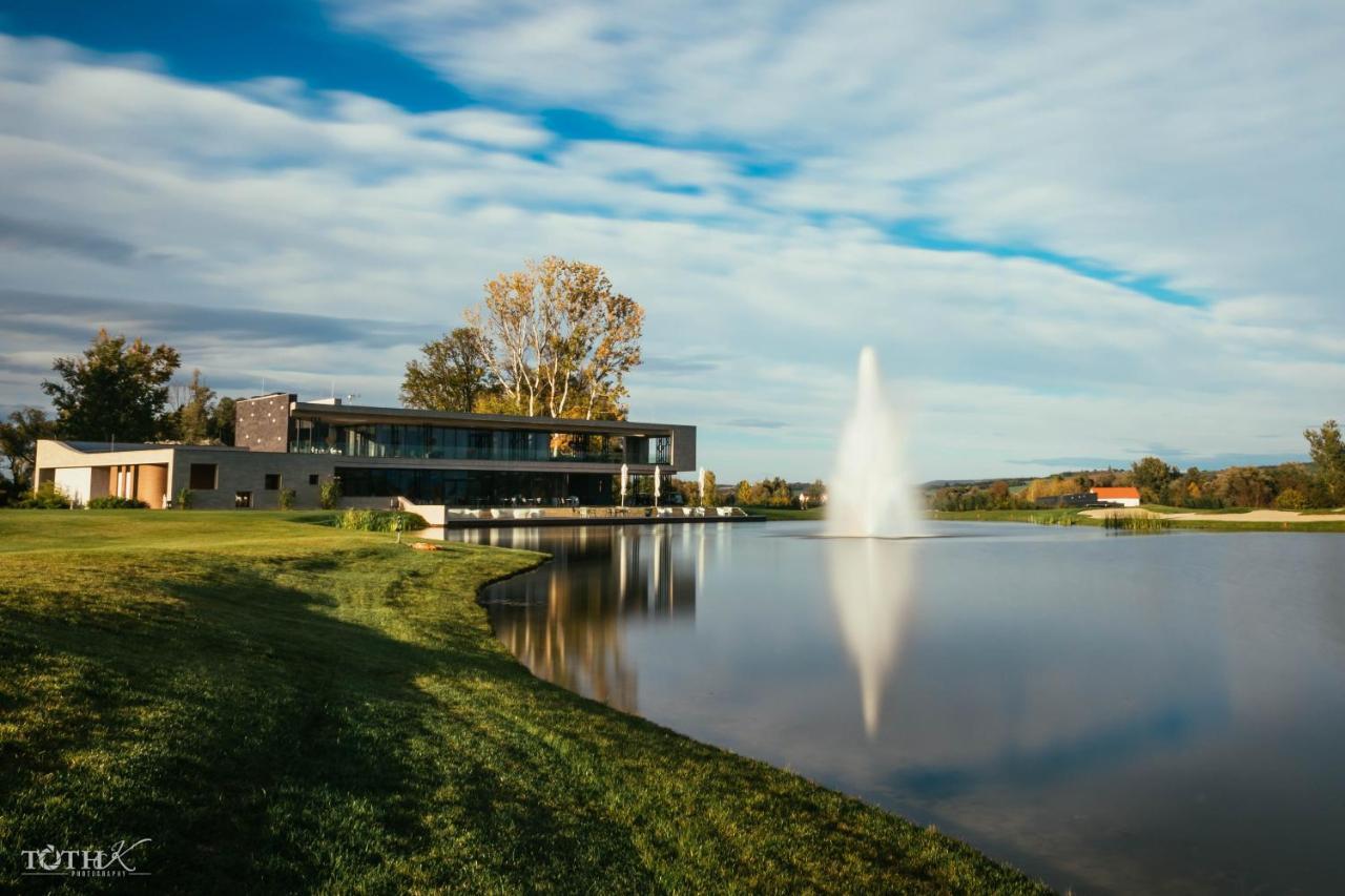Zala Springs Golf Resort Zalacsány Eksteriør billede