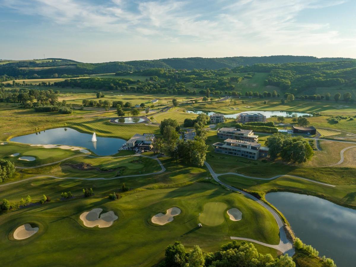 Zala Springs Golf Resort Zalacsány Eksteriør billede